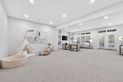 Tiny photo for 735 Stonebluff Court, Chesterfield, MO 63005 (MLS # 25068089)
