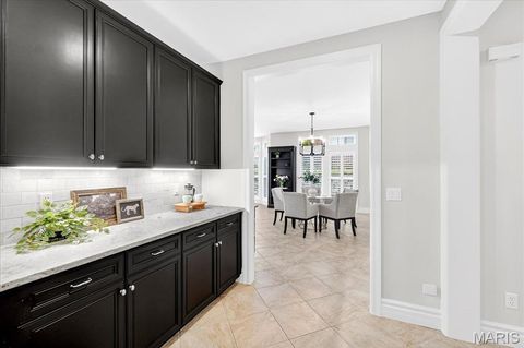 Tiny photo for 735 Stonebluff Court, Chesterfield, MO 63005 (MLS # 25068089)