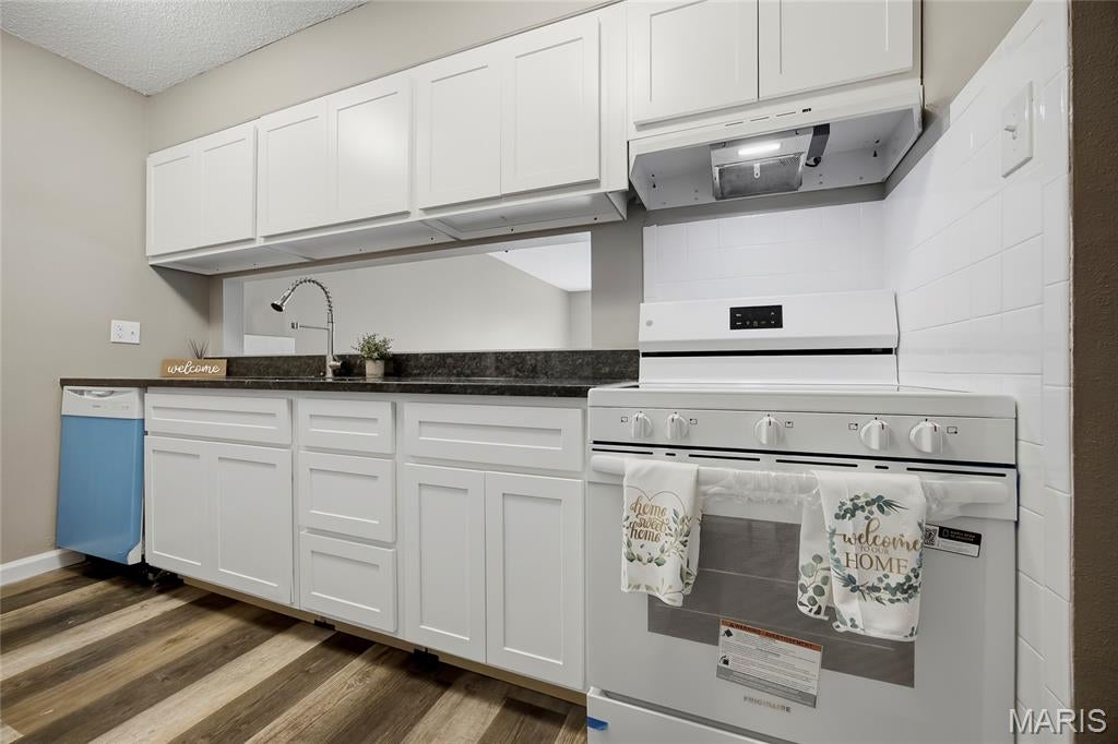 444 N Clay Avenue 3L
