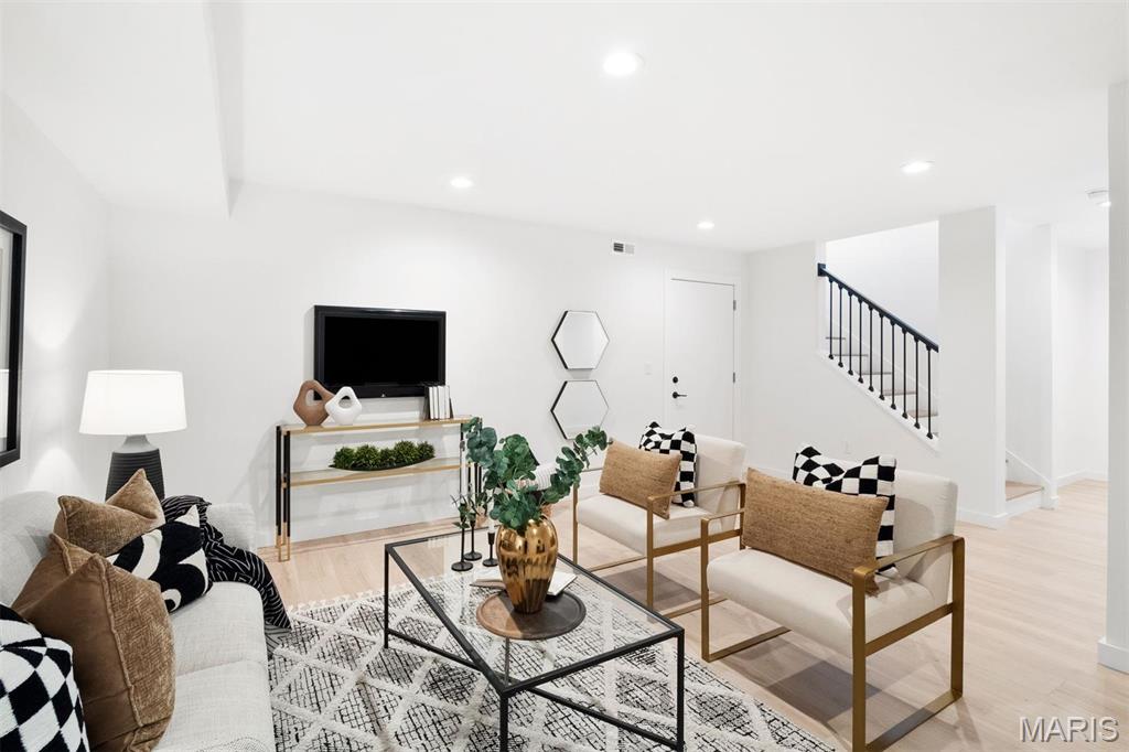 Artizen on West Pine - Residential