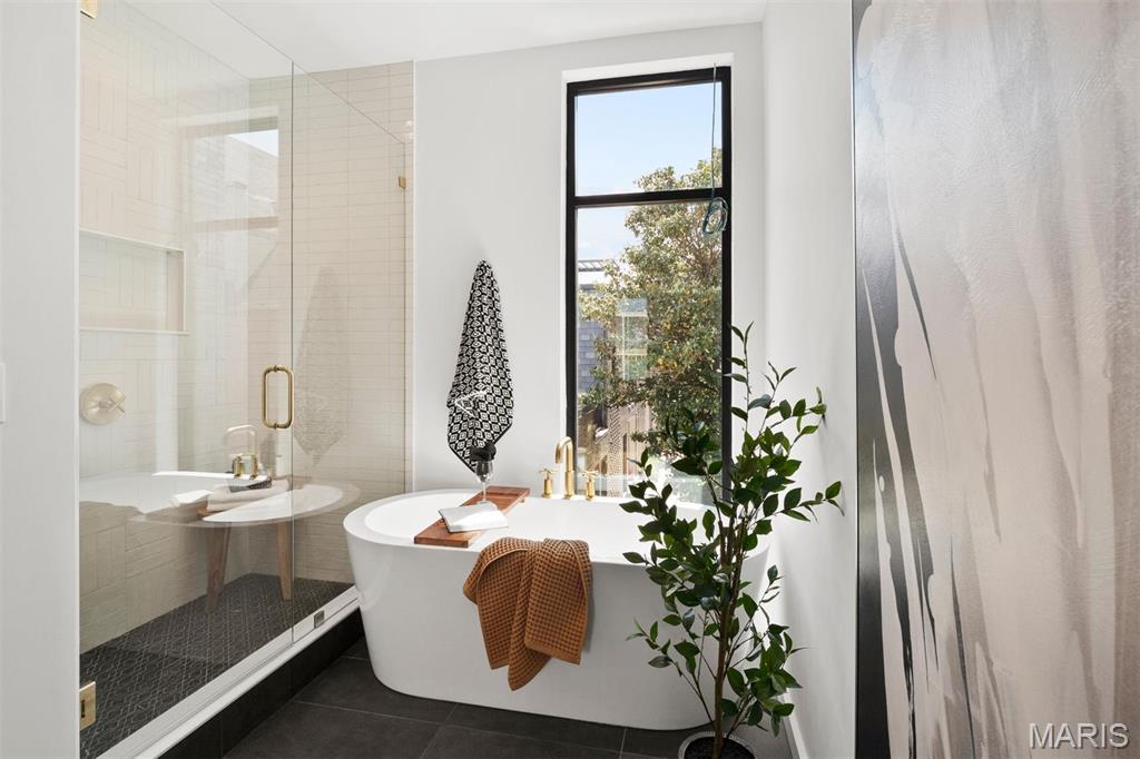 Artizen on West Pine - Residential