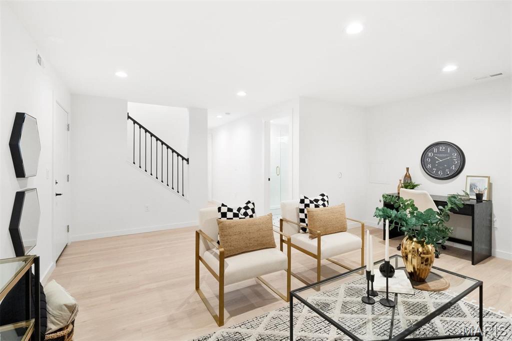 Artizen on West Pine - Residential