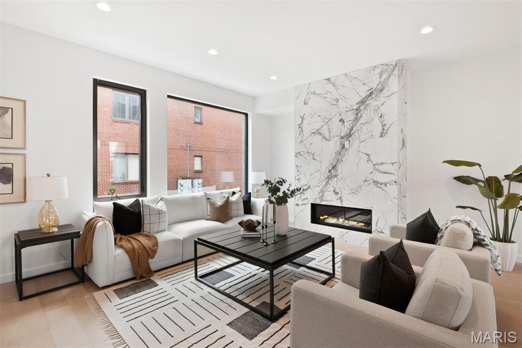 Artizen on West Pine - Residential