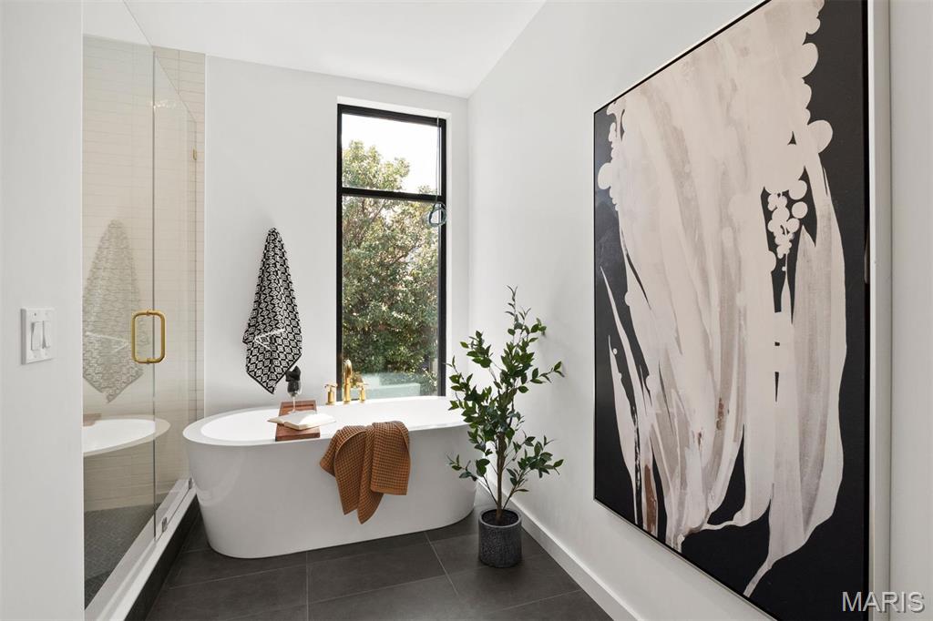 Artizen on West Pine - Residential