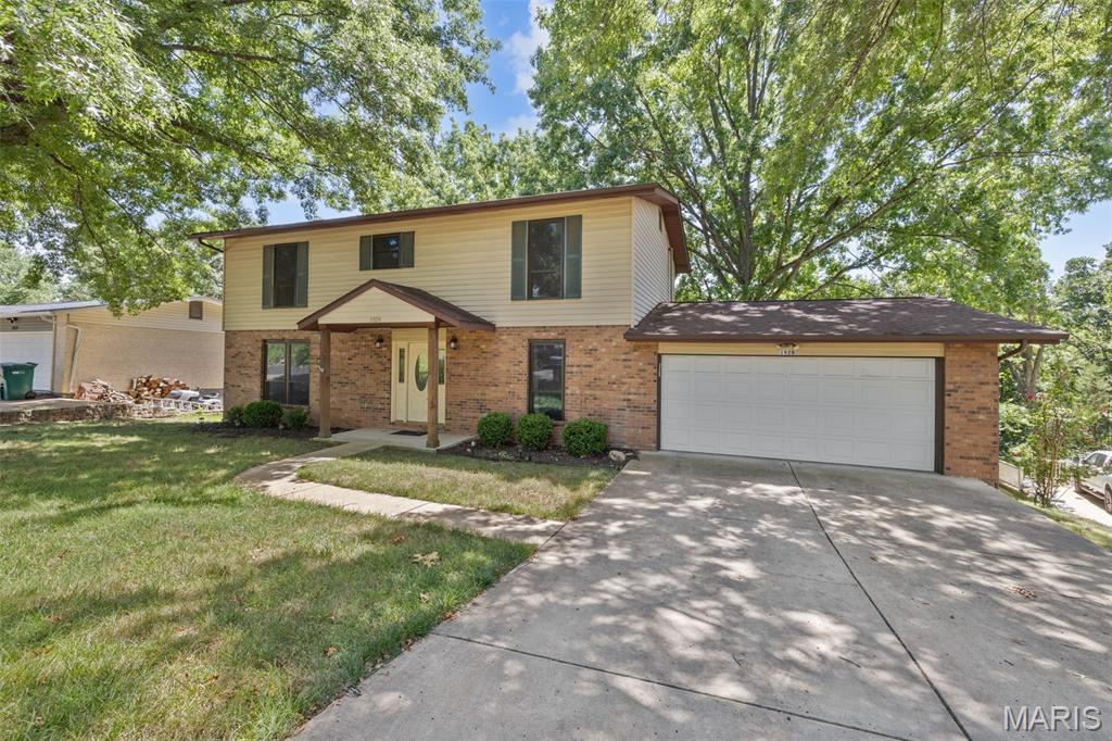 1928 Raintree Drive