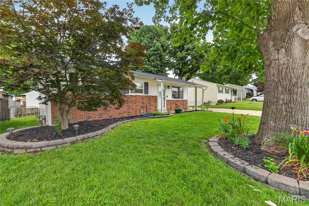 12033 Colonial Drive