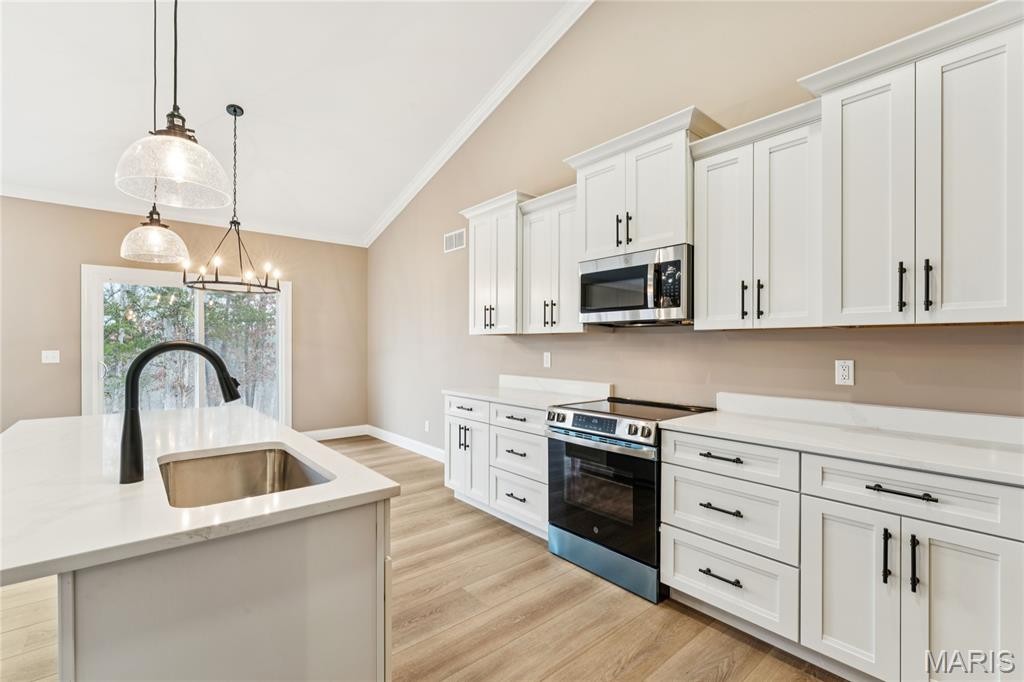 Auburn Lake Estates - Residential