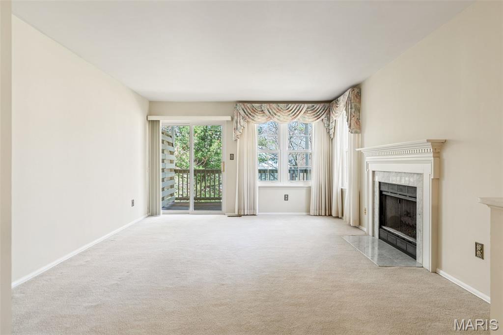 Autumn Lakes Six Condo Twenty - Residential