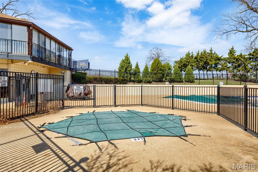 Autumn Lakes Six Condo Twenty - Residential