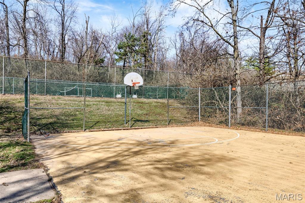 Autumn Lakes Six Condo Twenty - Residential