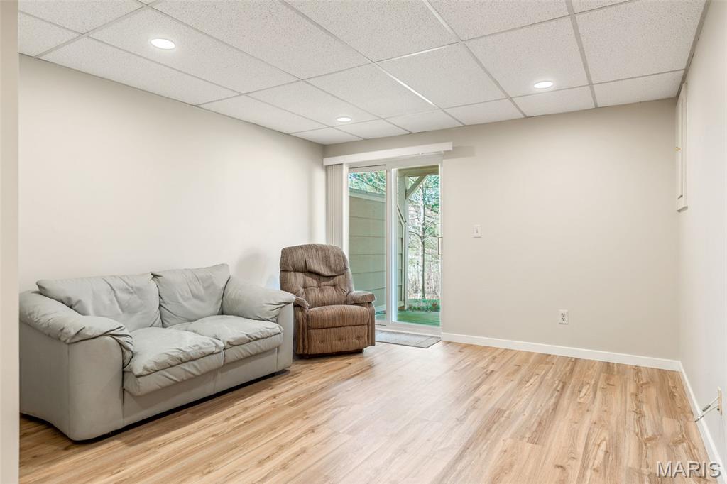 Autumn Lakes Six Condo Twenty - Residential