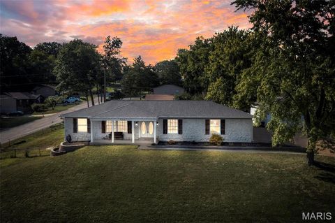 609 Cerny Avenue Eureka MO 63025