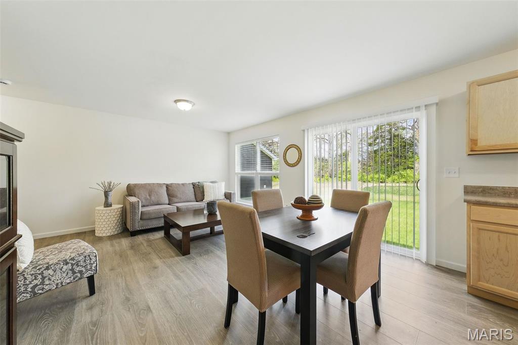 Wentzville, Missouri 63385, United States, 2 Bedrooms Bedrooms, ,3 BathroomsBathrooms,Residential,Active,118216