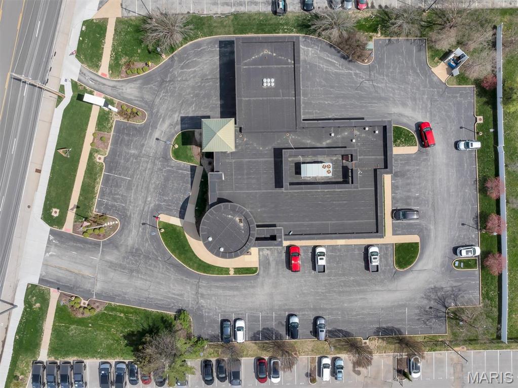 Five Oaks - Commercial Sale