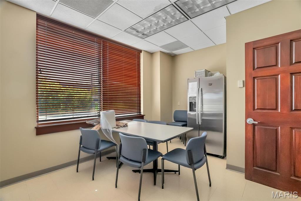 Five Oaks - Commercial Sale