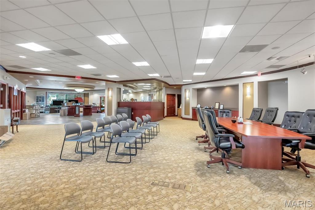 Five Oaks - Commercial Sale