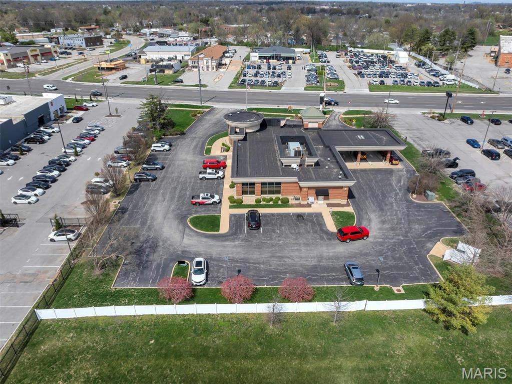 Five Oaks - Commercial Sale