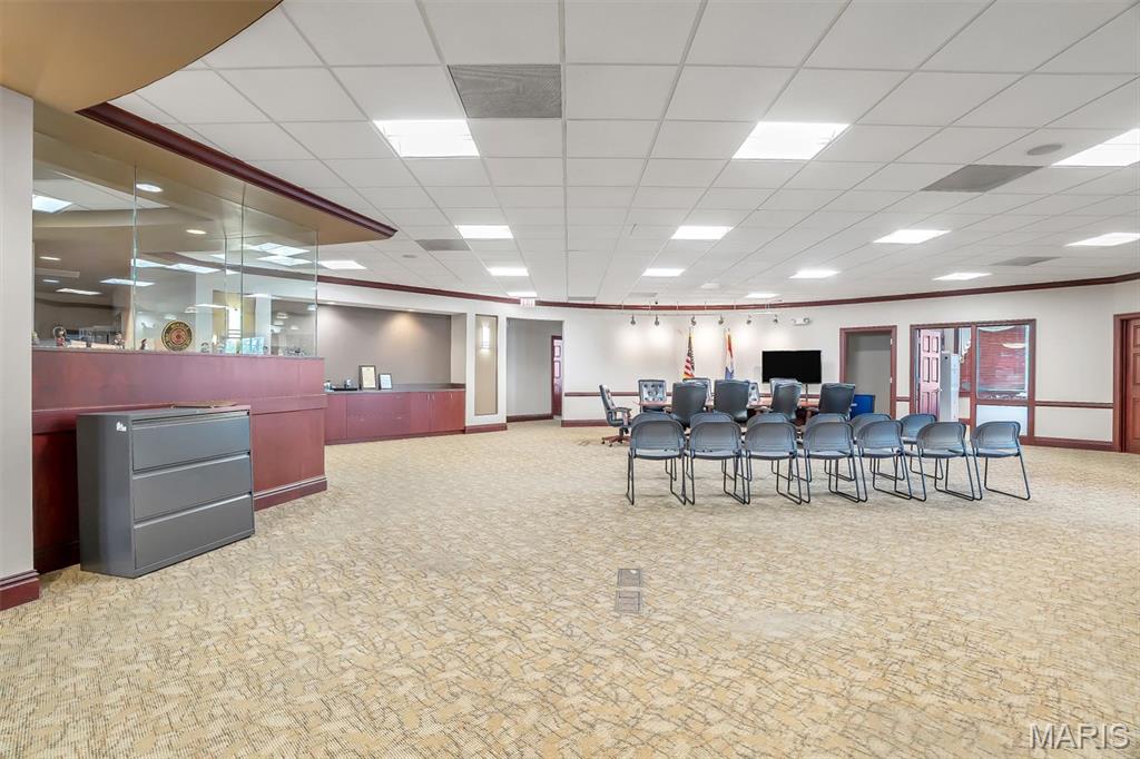 Five Oaks - Commercial Sale