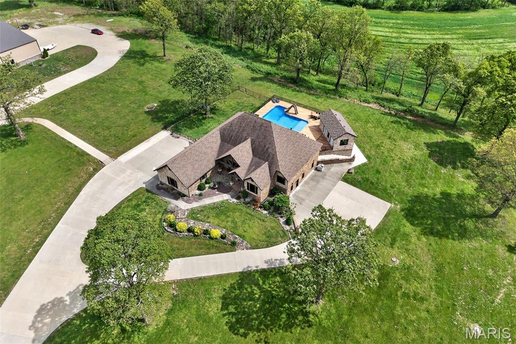 23900 EMERSON Road