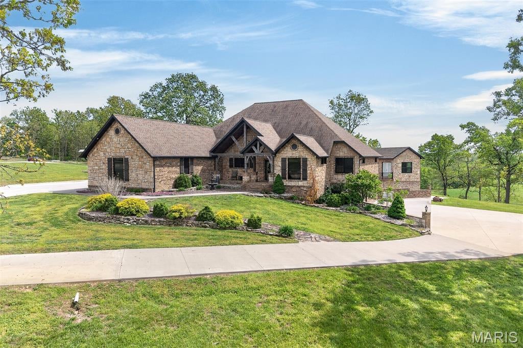 Photo of 23900 EMERSON Road, Lebanon, MO 65536 (MLS # 26056752)