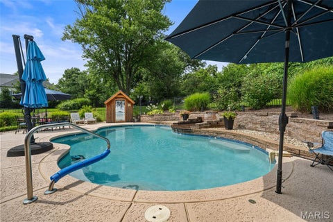 Tiny photo for 37 Beacon Hill Lane, Creve Coeur, MO 63141 (MLS # 26051492)
