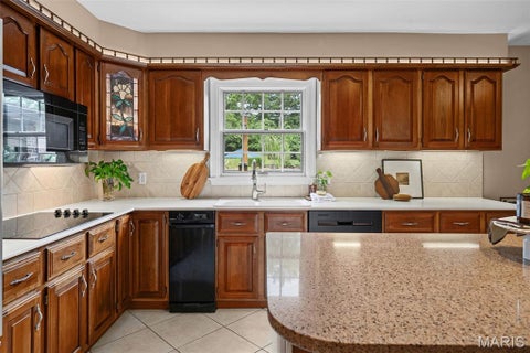 Tiny photo for 37 Beacon Hill Lane, Creve Coeur, MO 63141 (MLS # 26051492)