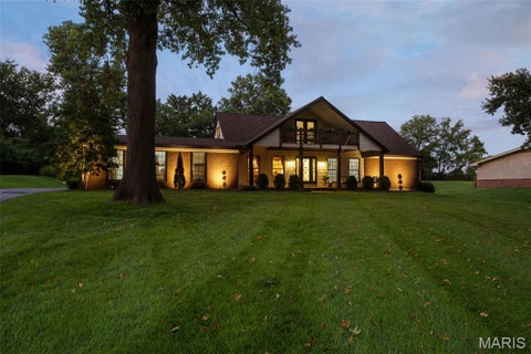 Tiny photo for 37 Beacon Hill Lane, Creve Coeur, MO 63141 (MLS # 26051492)