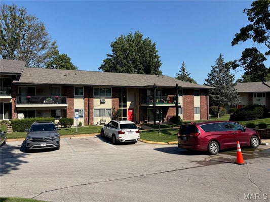 10011 ECHORIDGE LN UNIT G, SAINT LOUIS, MO 63123 - Image 6552f448cf98efe47fdff775cb29c21b/962712604