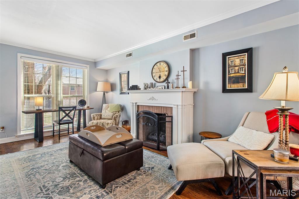 Westwood Condo - Residential