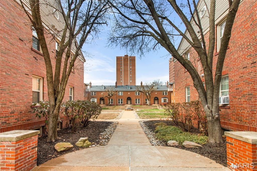 821 Westwood Drive 1S