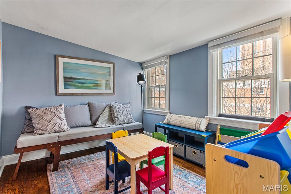 Westwood Condo - Residential