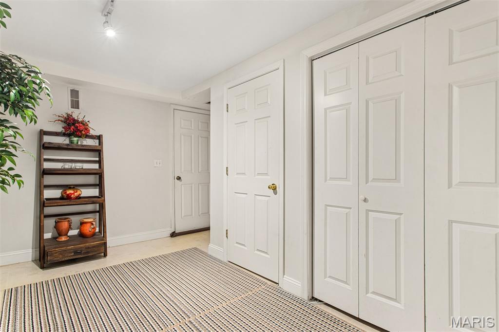 Westwood Condo - Residential