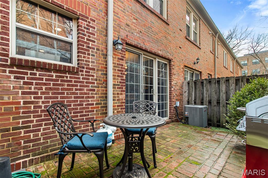 Westwood Condo - Residential