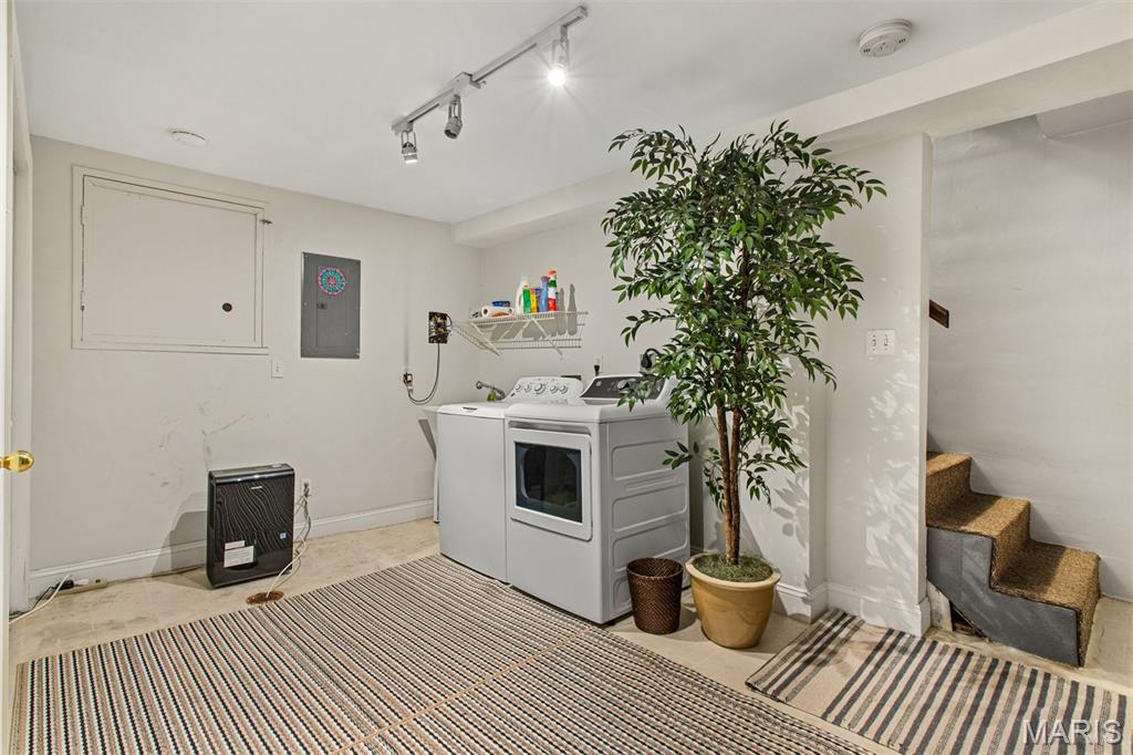 Westwood Condo - Residential