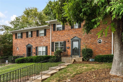 Photo of 1192 Cantina Drive, Chesterfield, MO 63141 (MLS # 26059800)