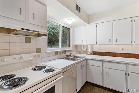 Tiny photo for 1192 Cantina Drive, Chesterfield, MO 63141 (MLS # 26059800)
