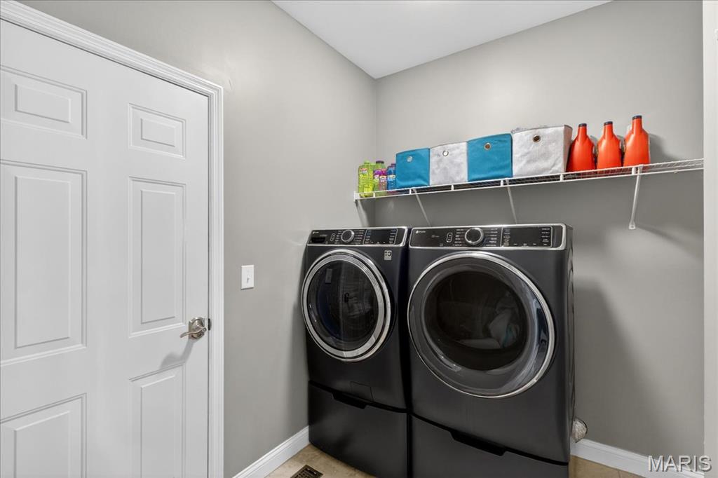 Locksley Manor #1 - Residential