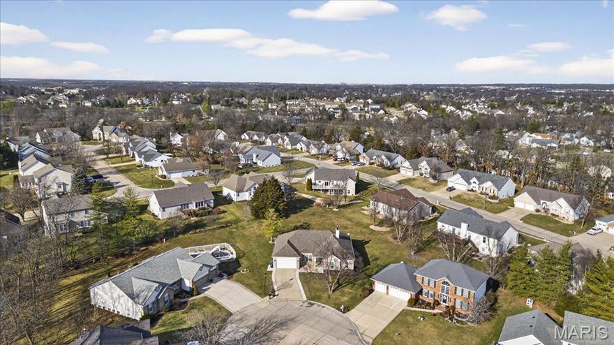 Set on one of the LARGEST lots in Locksley Manor! Welcome to a fully remodeled 5-bedroom, 4-bath home offering over 4,500 sq ft of beautifully finished living space in the highly sought-after Lake Saint Louis! The completely updated interior showcases two owners suites, two full size laundry rooms, walk in pantry, newly finished basement, modern flooring, fresh paint and renovated bathrooms. Multiple living areas provide flexibility for today’s lifestyle. Generously sized bedrooms, ample storage, and thoughtfully designed spaces make this home truly stand out. Enjoy the charm, privacy, and community feel of this Locksley Manor cul-de-sac , all just minutes from Lake St. Louis amenities, shopping, dining, and top-rated schools. This move-in-ready home is a rare find—schedule your private showing!