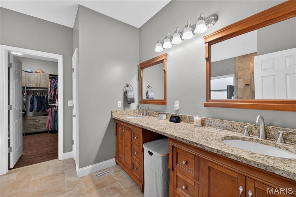 Locksley Manor #1 - Residential