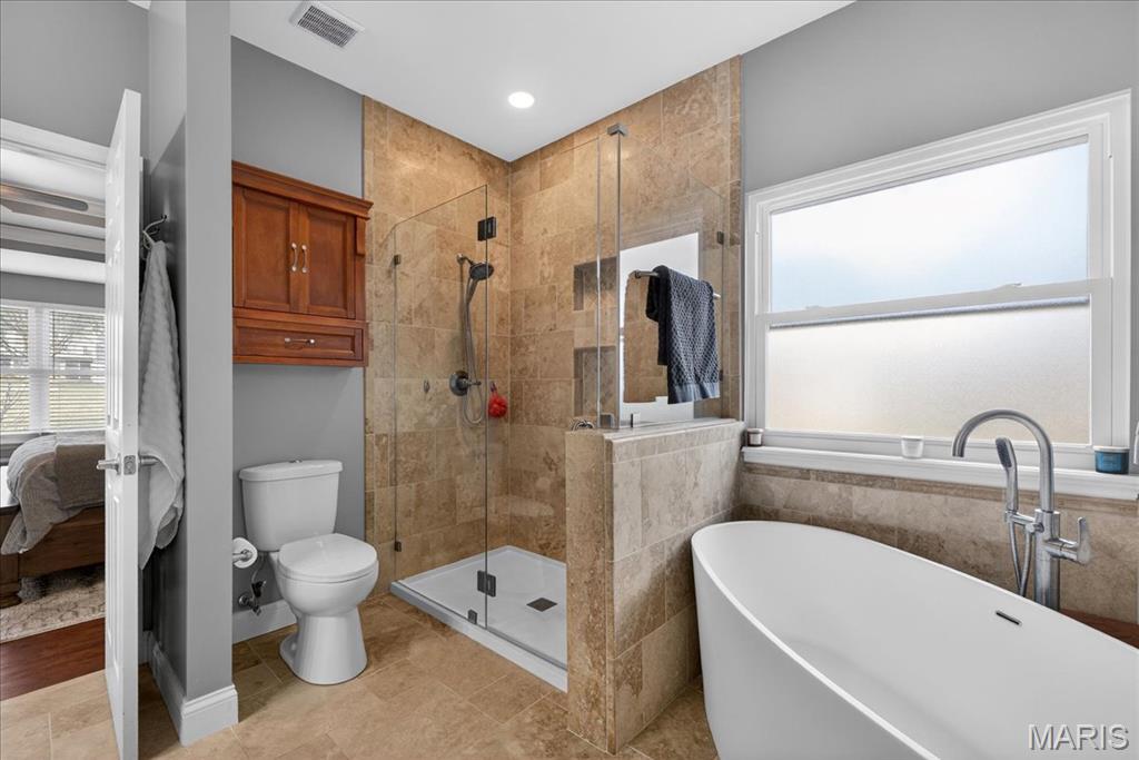 Locksley Manor #1 - Residential