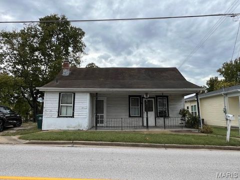 212 Water Street Fenton MO 63026