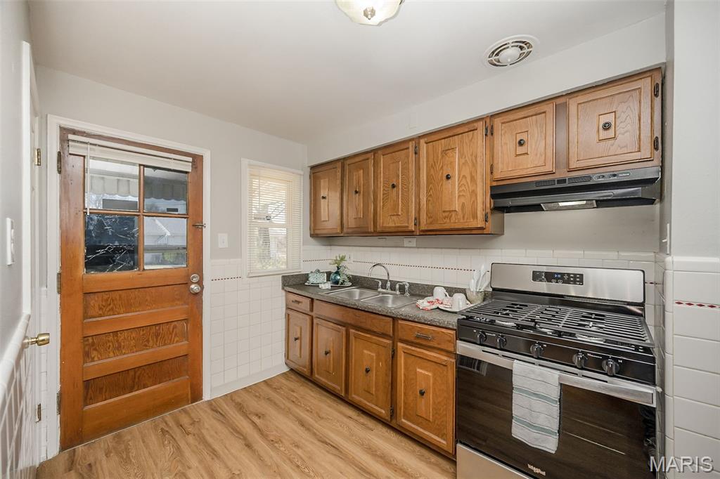 Bissell Hills 3 - Residential Lease