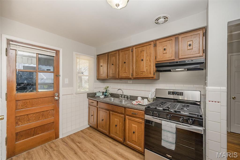 Bissell Hills 3 - Residential Lease