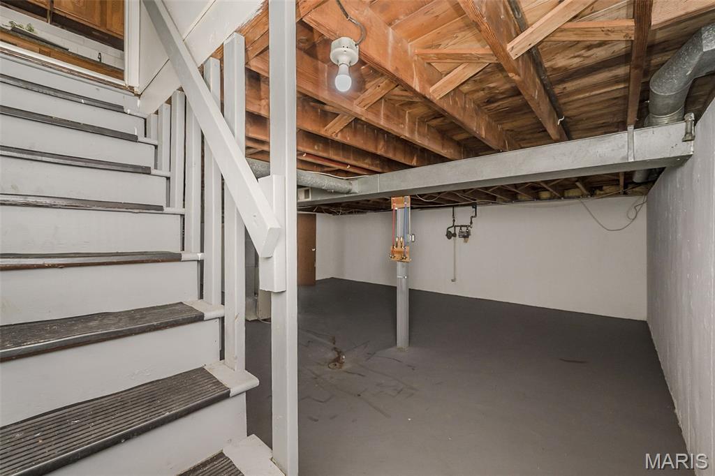 Bissell Hills 3 - Residential Lease