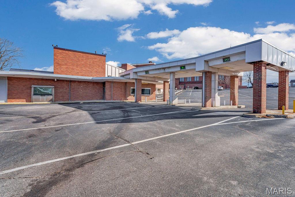 Gardenville Heights - Commercial Sale