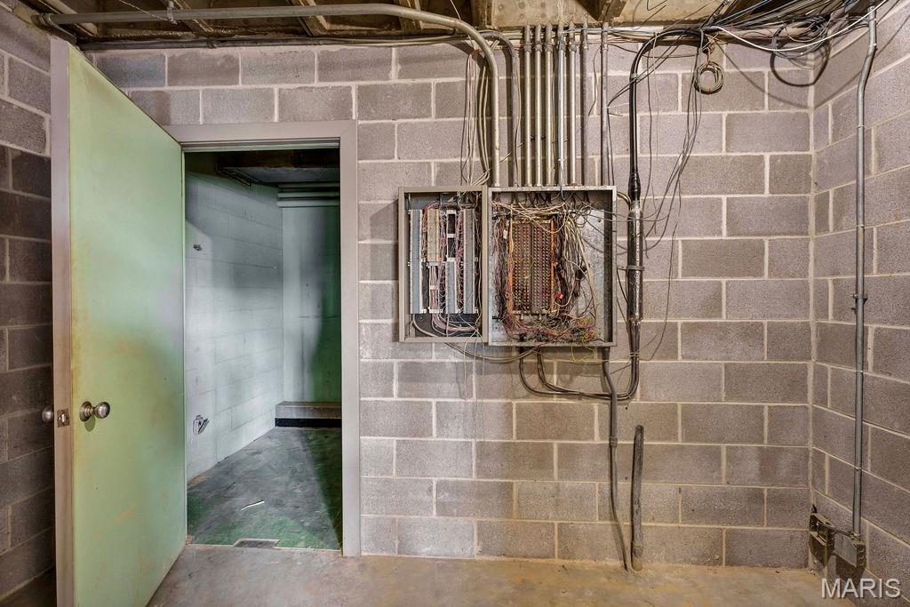 Gardenville Heights - Commercial Sale