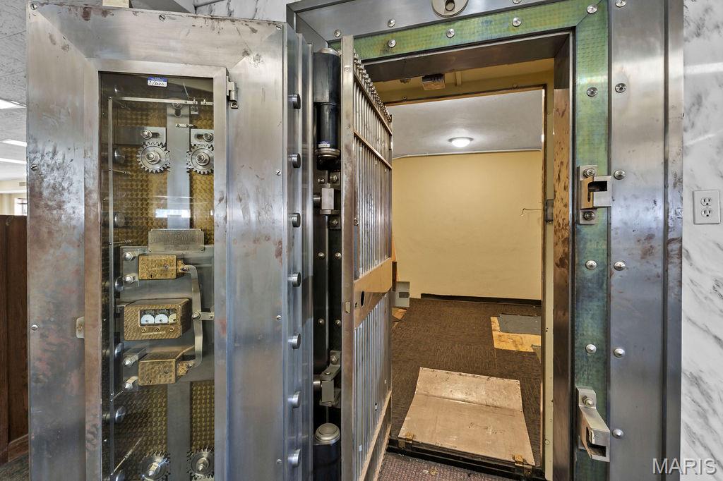 Gardenville Heights - Commercial Sale