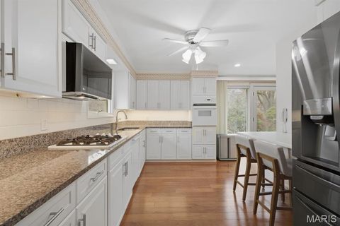 Tiny photo for 9 Morwood Lane, Creve Coeur, MO 63141 (MLS # 26008972)