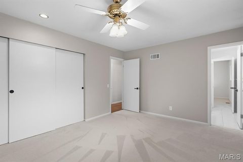 Tiny photo for 9 Morwood Lane, Creve Coeur, MO 63141 (MLS # 26008972)