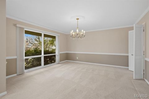 Tiny photo for 9 Morwood Lane, Creve Coeur, MO 63141 (MLS # 26008972)